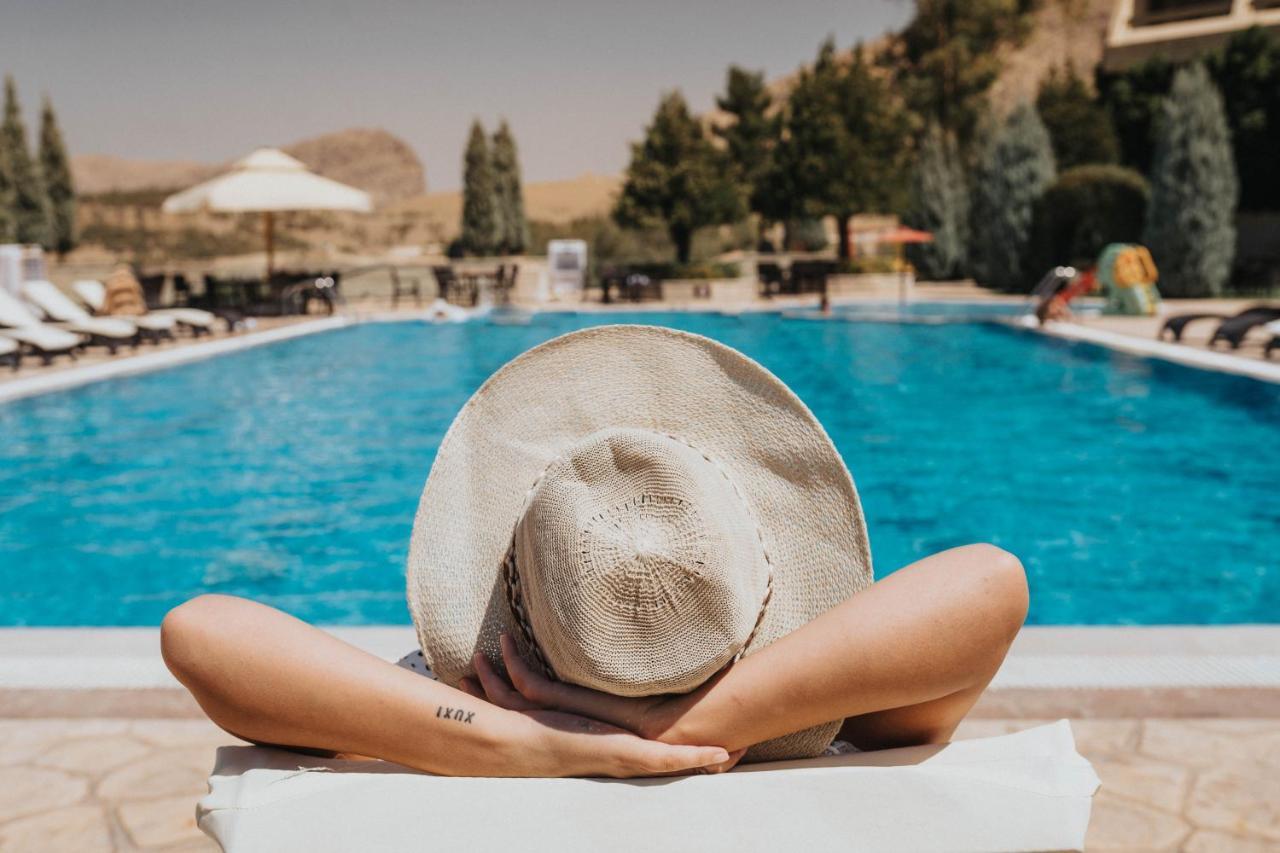 Ashur Hotel Dukhan Eksteriør billede