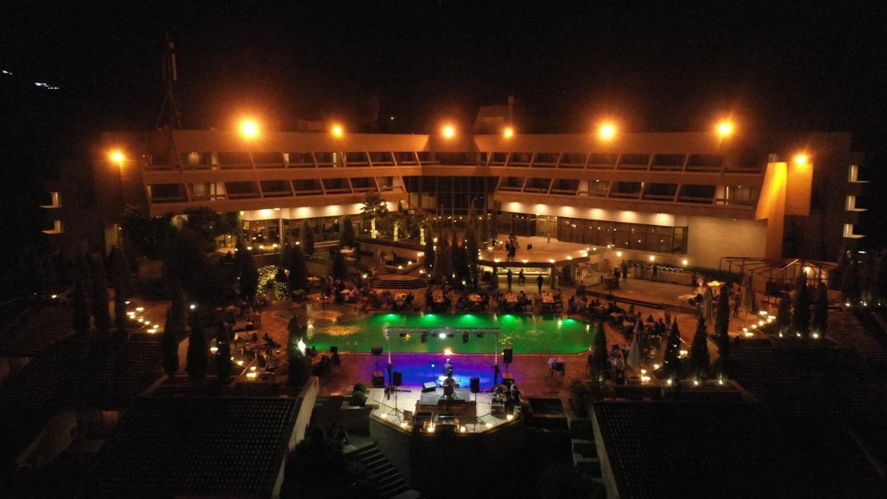 Ashur Hotel Dukhan Eksteriør billede