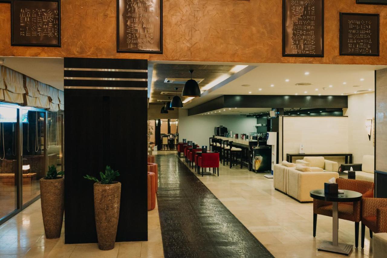 Ashur Hotel Dukhan Eksteriør billede